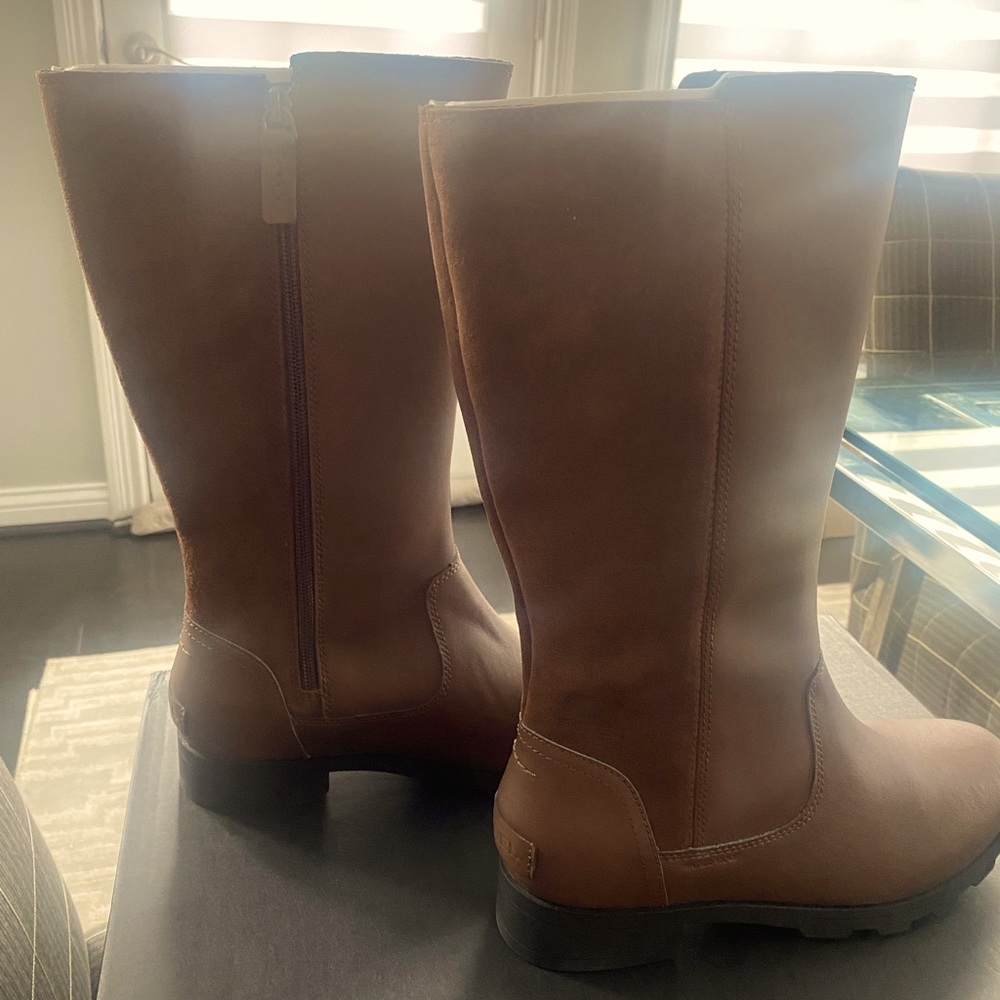 Sorel Yth Waterprf Brwn (Tobacco) Boot Size 5 NIB